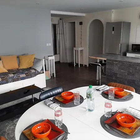 Cosy Aux Ecluses Du Port Apartment *